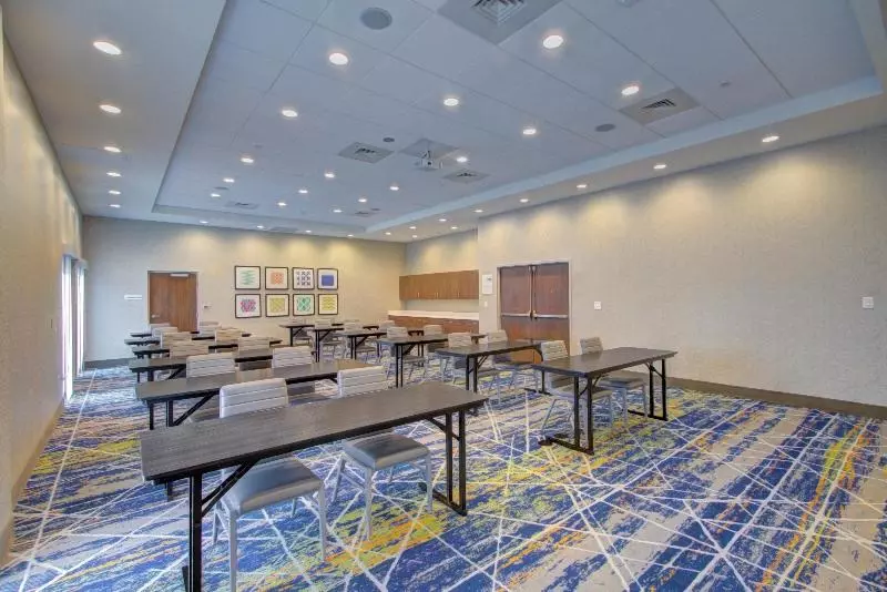 Hotelli Holiday Inn Express & Suites Charlotte Southwest, An Ihg