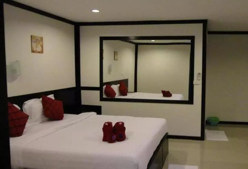 هتل Love You Resort