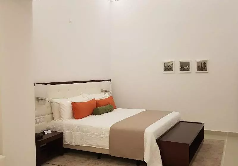 Hotelli Marqués De Cárdenas De Montehermoso