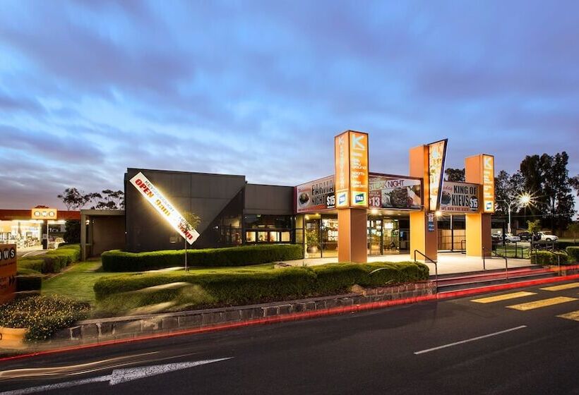 Отель Nightcap At Keysborough