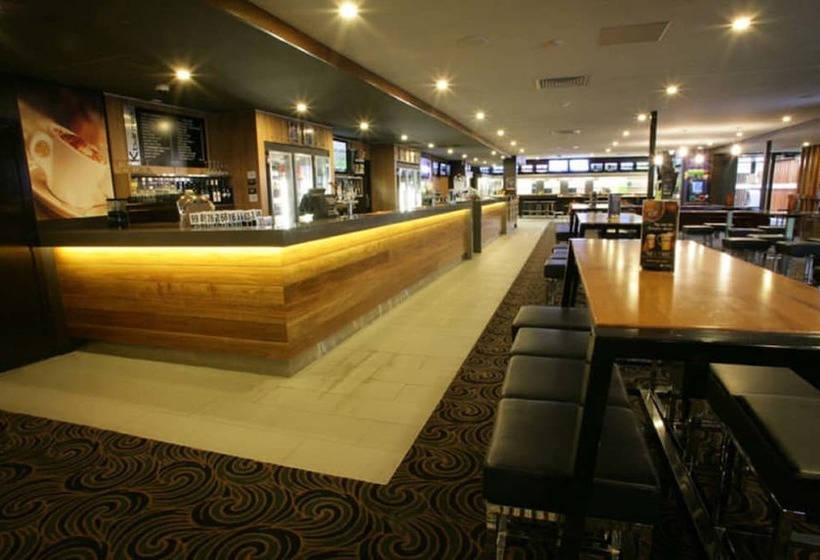 Отель Nightcap At Keysborough