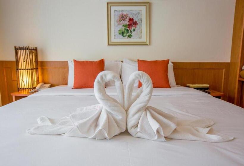 Отель Phurua Inn ภูเรือ อินน์