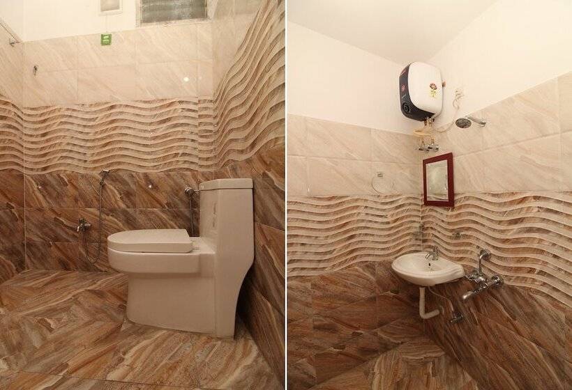 בית מלון כפרי Saba Service Apartments By Oyo Rooms