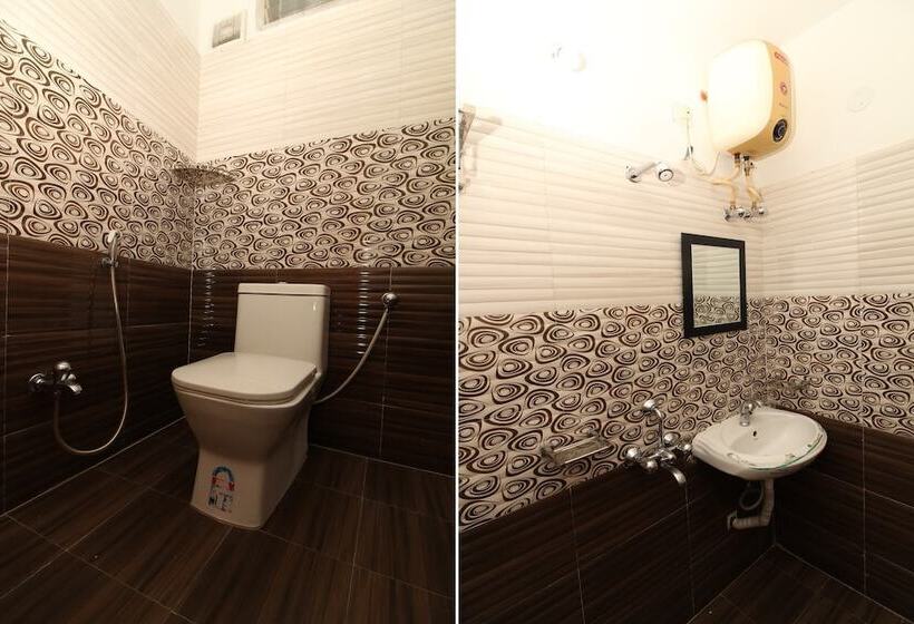 בית מלון כפרי Saba Service Apartments By Oyo Rooms