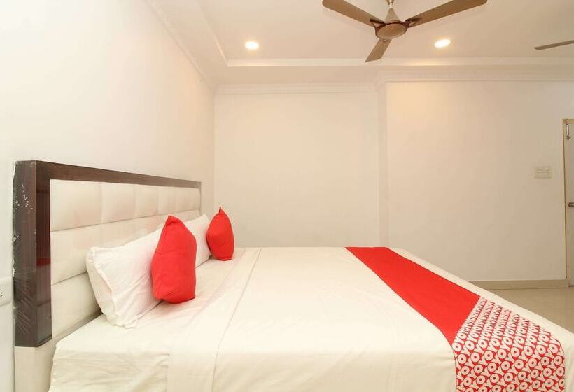 בית מלון כפרי Saba Service Apartments By Oyo Rooms