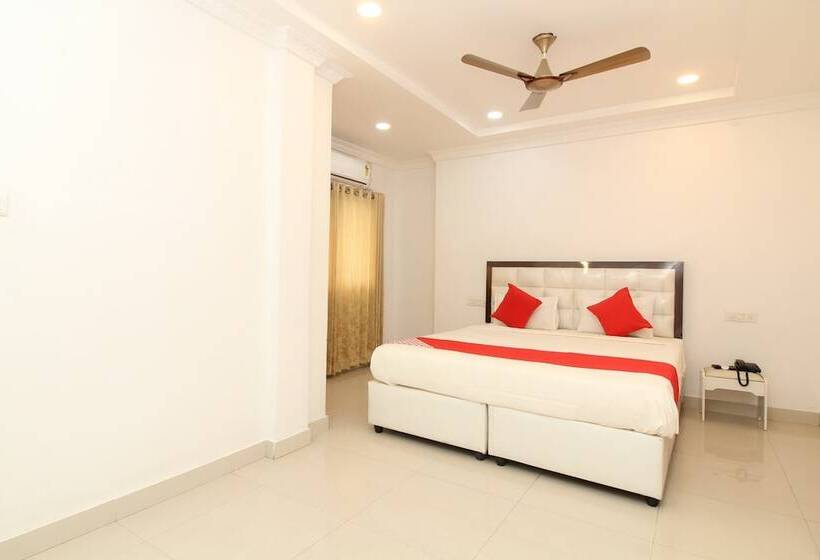 בית מלון כפרי Saba Service Apartments By Oyo Rooms