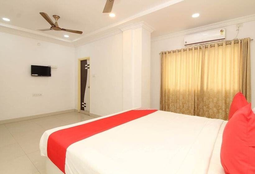 בית מלון כפרי Saba Service Apartments By Oyo Rooms