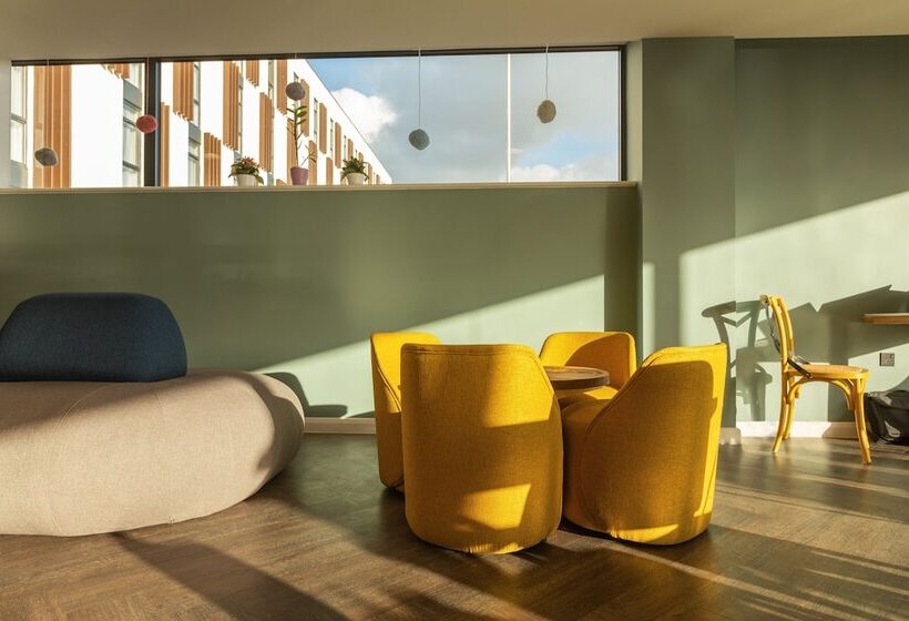 בית מלון כפרי Holiday Inn The Niu, Loom Manchester North By Ihg