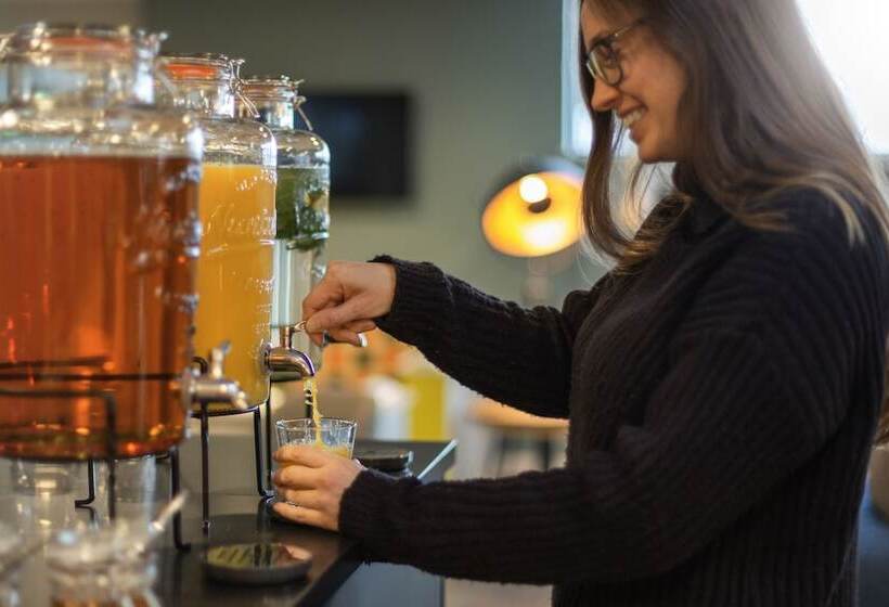 בית מלון כפרי Holiday Inn The Niu, Loom Manchester North By Ihg