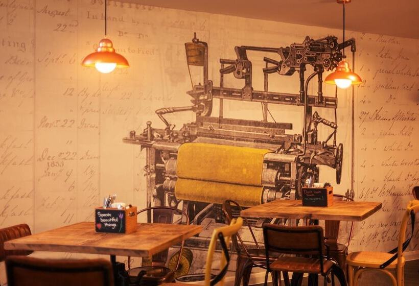 בית מלון כפרי Holiday Inn The Niu, Loom Manchester North By Ihg