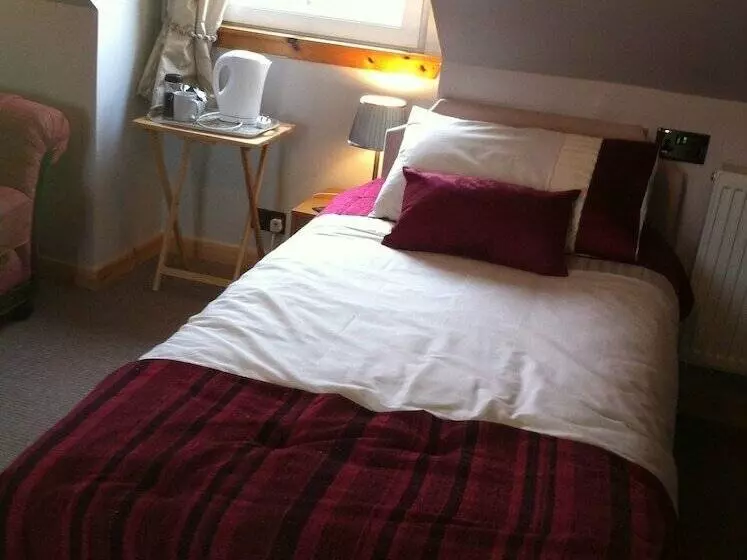 Tigh An Eilean B&b