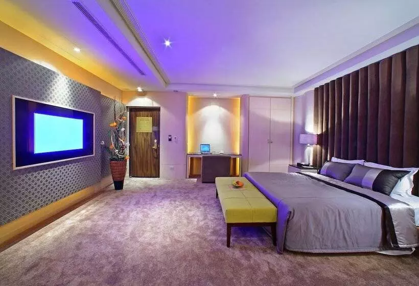 Young Motel