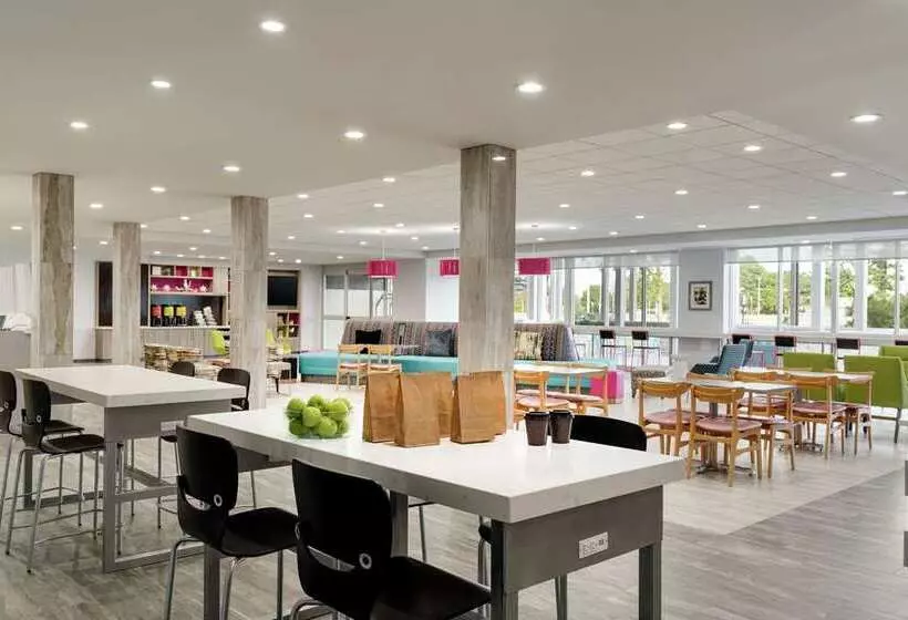 ホテル Home2 Suites By Hilton Norfolk Airport