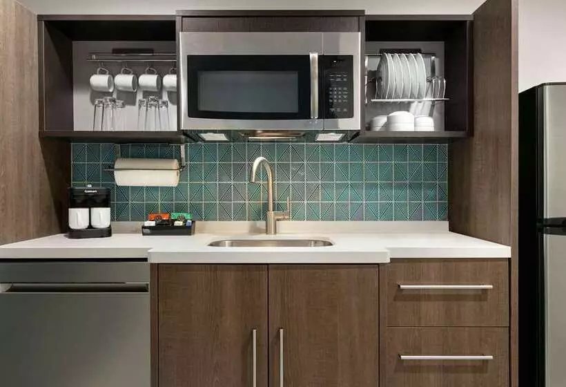ホテル Home2 Suites By Hilton Norfolk Airport
