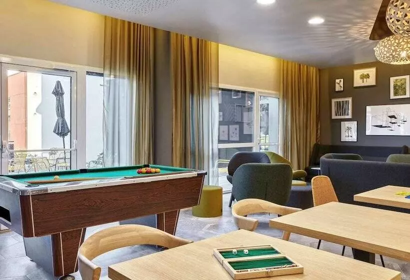 Aparthotel & Spa Adagio Vannes