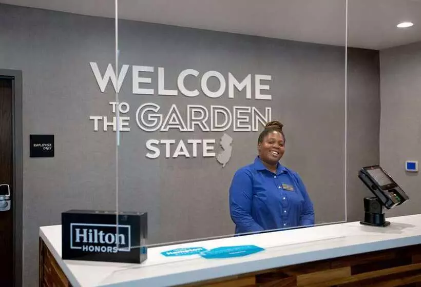 Hotelli Hampton Inn & Suites Deptford