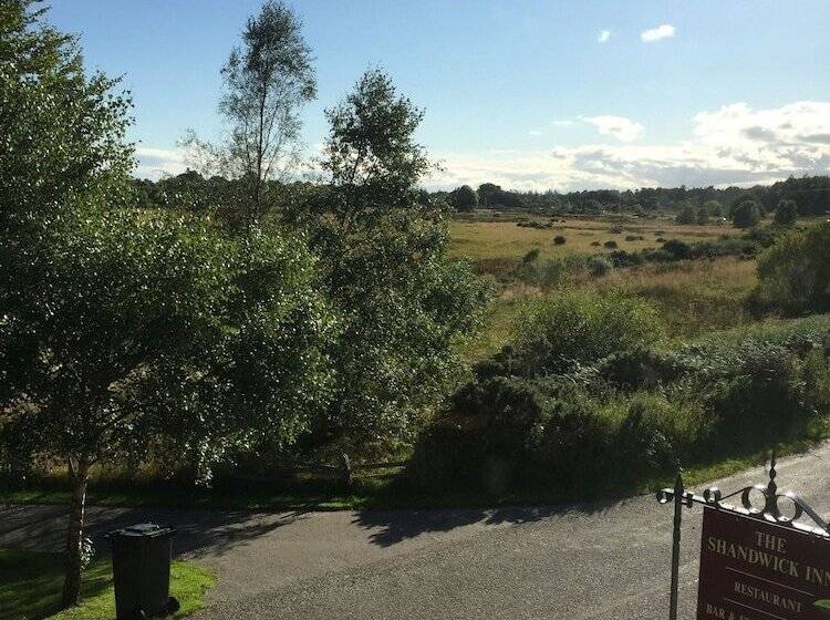 تختخواب و صبحانه The Shandwick Inn