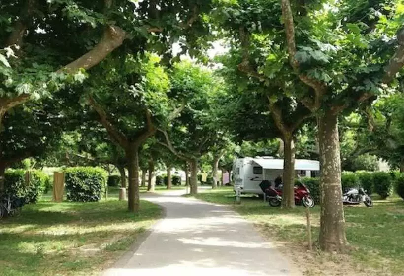 Hotelli Camping De L Ardèche