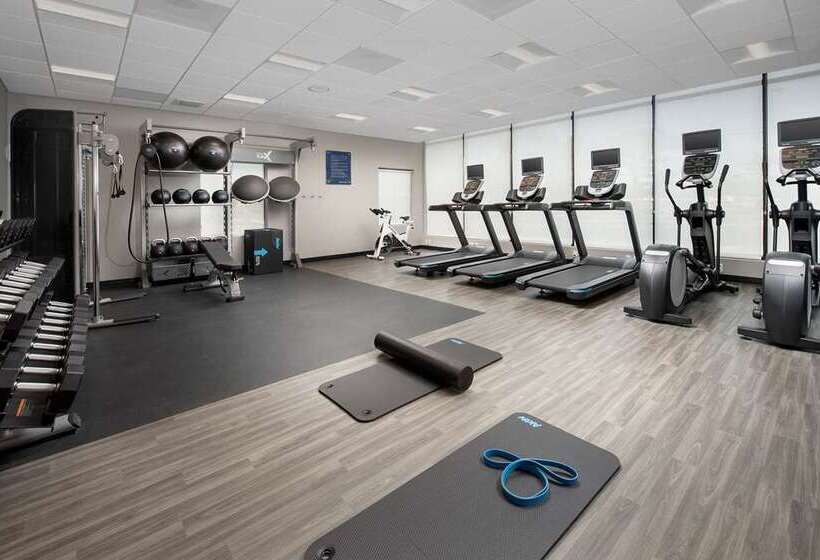 בית מלון כפרי Hampton Inn Boston Logan Airport Chelsea