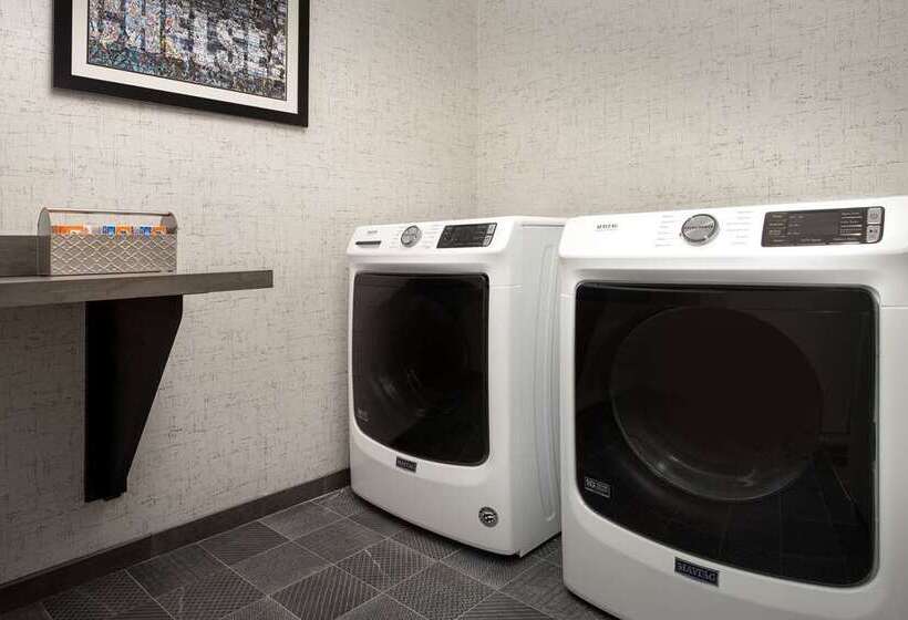 בית מלון כפרי Hampton Inn Boston Logan Airport Chelsea