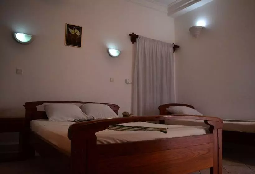 هتل Hôtel Akbar