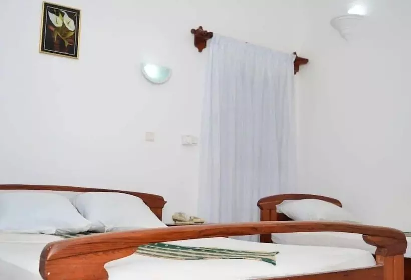 هتل Hôtel Akbar