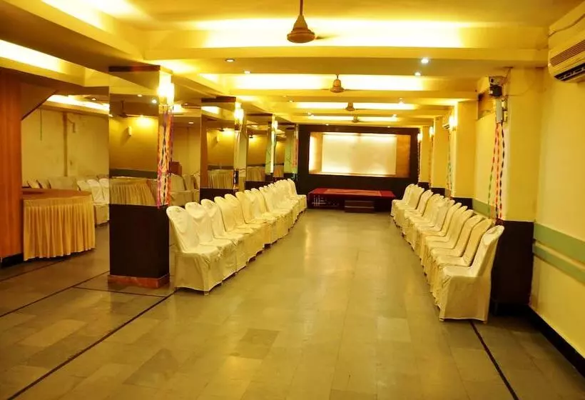 ホテル Sudarshan Palace