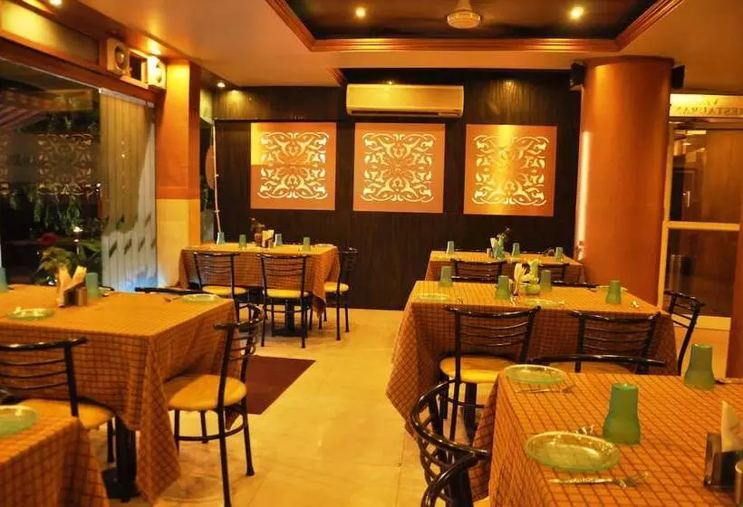 ホテル Sudarshan Palace