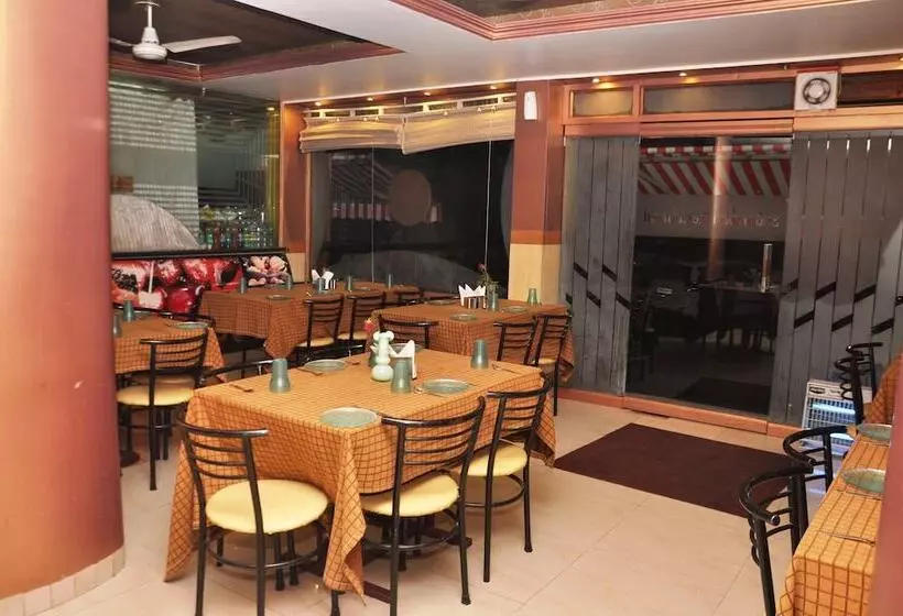 ホテル Sudarshan Palace