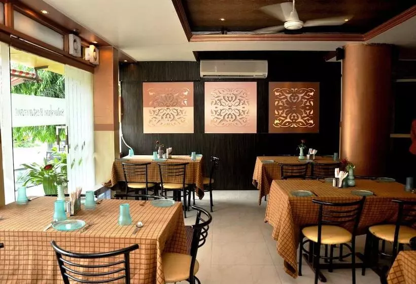 ホテル Sudarshan Palace