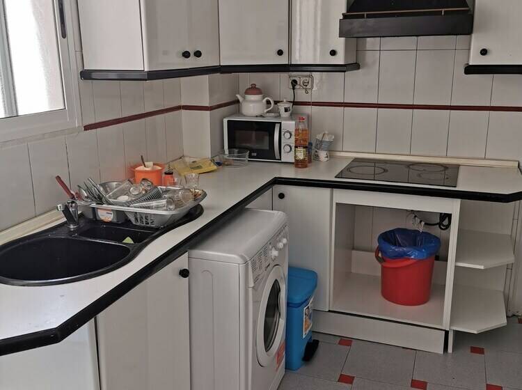 پانسیون Tropic Rooms