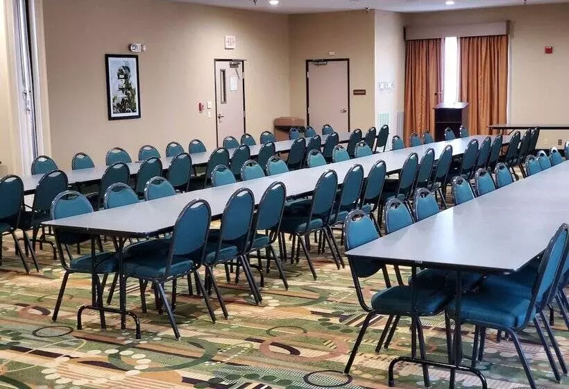 فندق Best Western Big Spring Lodge