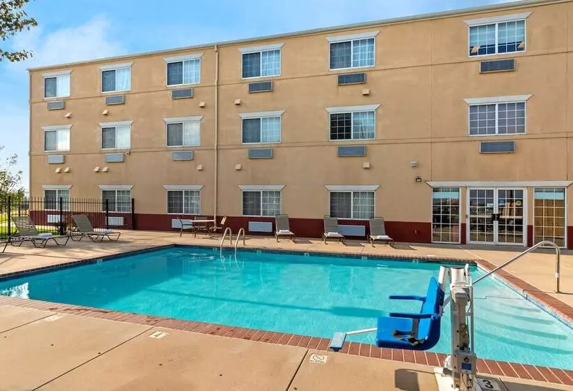 ホテル Best Western Governors Inn And Suites