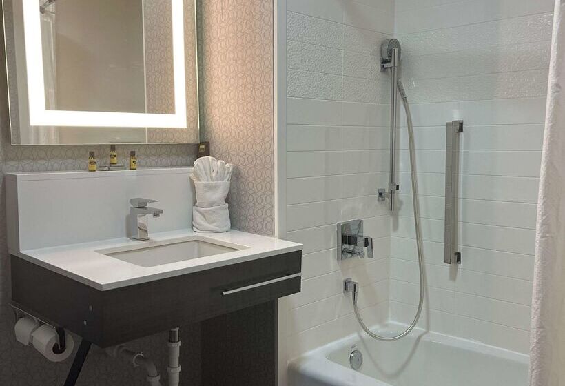 هتل Best Western Downtown Plus Music Row