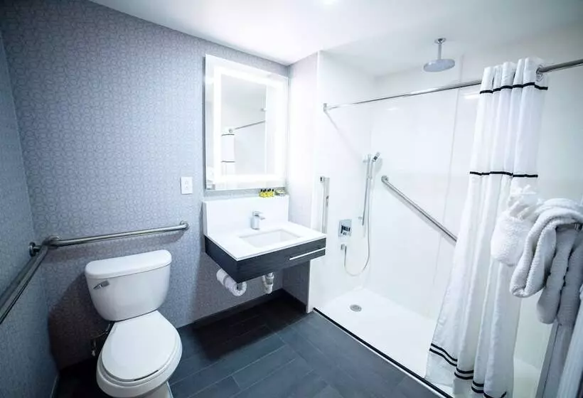 בית מלון כפרי Best Western Downtown Plus Music Row