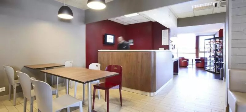 בית מלון כפרי Campanile Creteil Centre