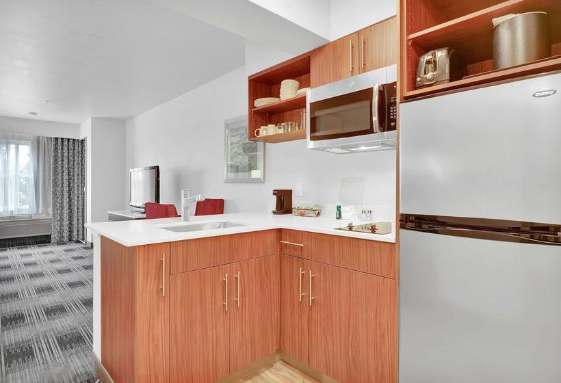 酒店 Executive Residency By Best Western Navigator Inn & Suites