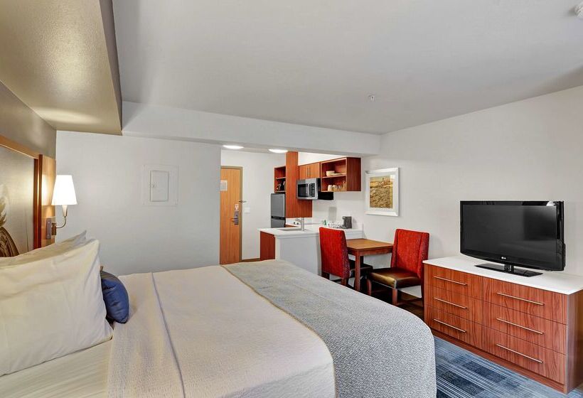 酒店 Executive Residency By Best Western Navigator Inn & Suites