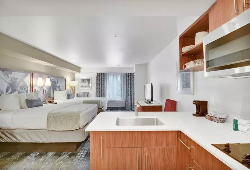 酒店 Executive Residency By Best Western Navigator Inn & Suites