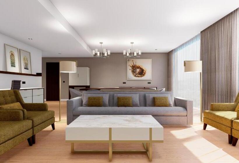 هتل Torre Melina, A Gran Meliá