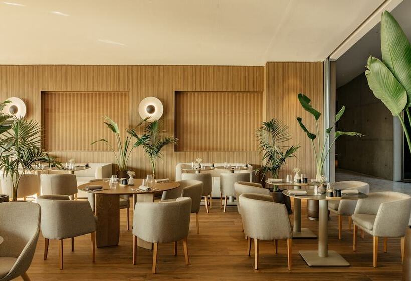 هتل Torre Melina, A Gran Meliá