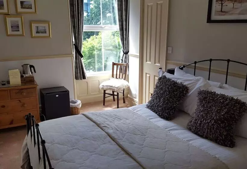 ホテル Fir Trees Guest House