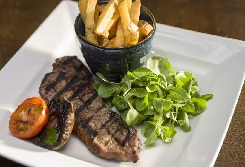 호텔 Hilton Garden Inn Bristol City Centre