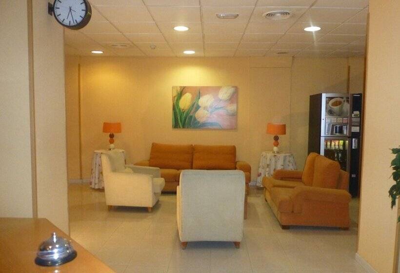 호텔 Hostal El Val