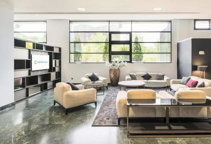 هتل Ilunion Pio XII