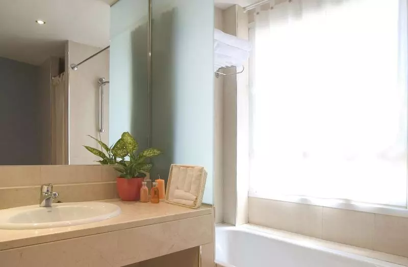 هتل Infanta Mercedes