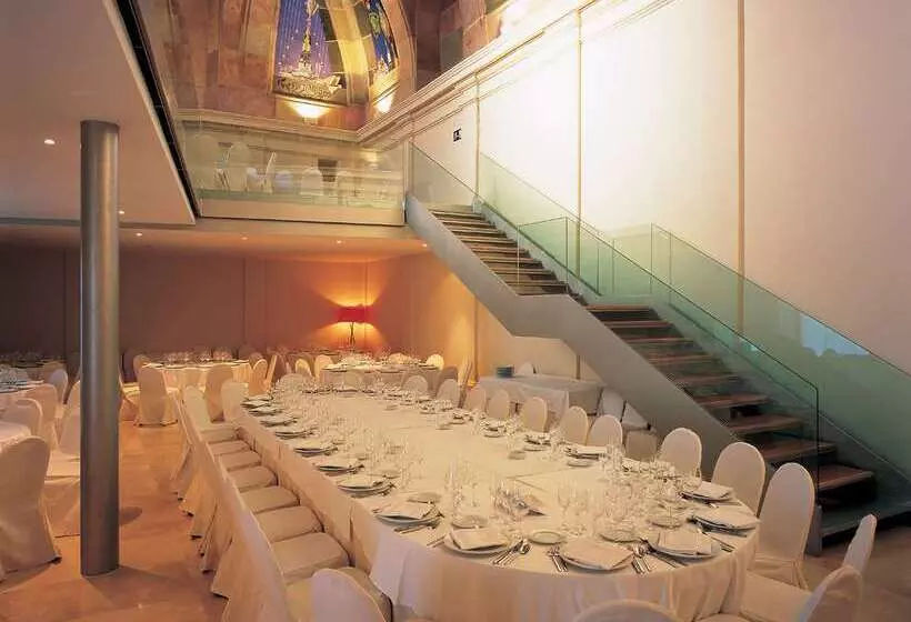 Hotelli NH Zamora Palacio Del Duero