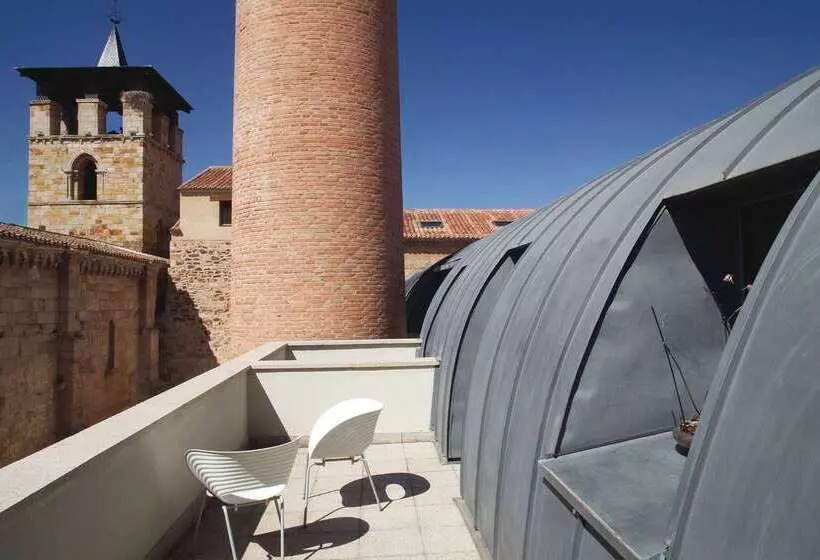 Hotelli NH Zamora Palacio Del Duero