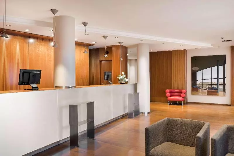 Hotelli NH Zamora Palacio Del Duero