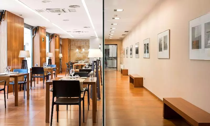 Hotelli NH Zamora Palacio Del Duero